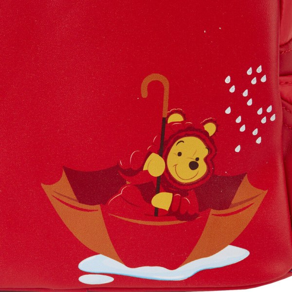 MINI-RUCKSACK Winnie the Pooh in Daunenjacke für regnerische Tage – DISNEY LOUNGEFLY