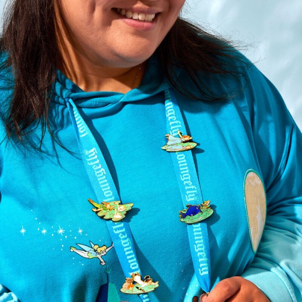Set mit 4 Anstecknadeln „Peter Pan, die man fliegen kann“ – Disney Loungefly