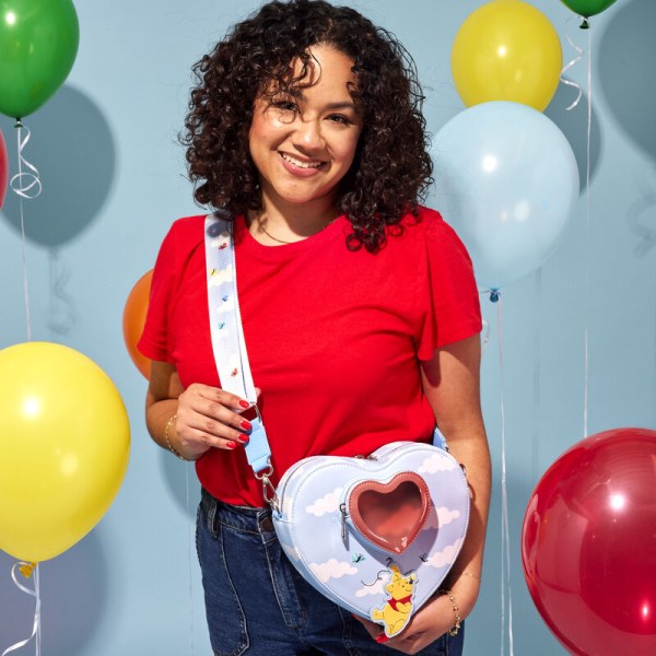 Herz-Umhängetasche Winnie und seine Freunde schweben mit Luftballons – DISNEY LOUNGEFLY