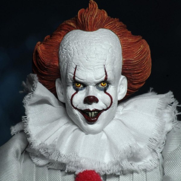ES – BEKLEIDTE ACTION-FIGUR – PENNYWISE (2017)