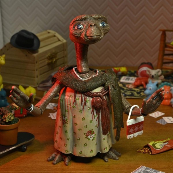 E.T. 40. JAHRESTAG – ACTIONFIGUR – ULTIMATE E.T. GEKLEIDET