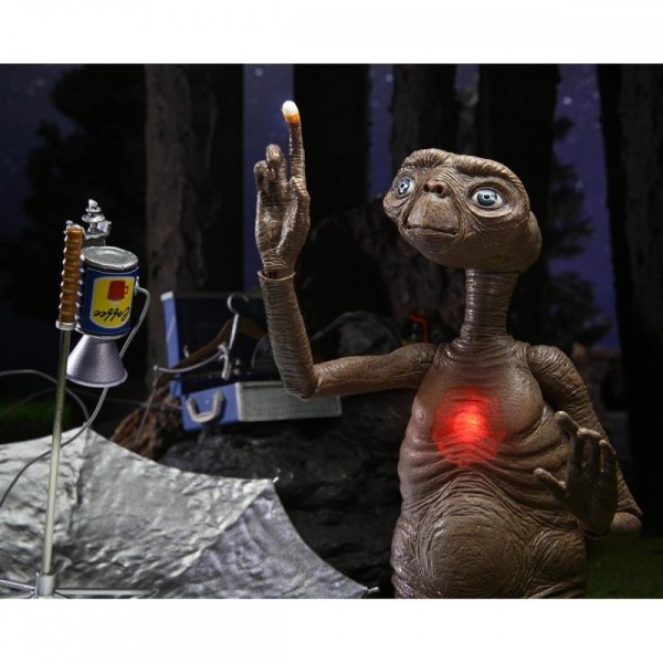 E.T. 40. JAHRESTAG - ACTIONFIGUR - ULTIMATE DELUXE E.T.