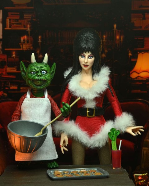 Elvira, Herrin der Dunkelheit Figur eClothed Very Scary Xmas Elvira 20 cm