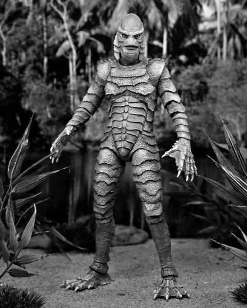Universal Monsters Figur Ultimativer Schrecken vom Amazonas (B&W) 18 cm