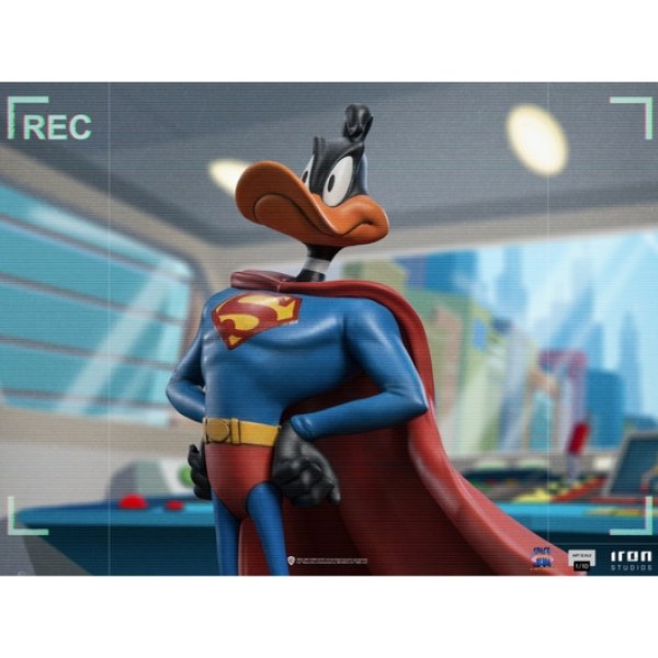 DAFFY DUCK SUPERMAN ART SCALE - SPACE JAM 2