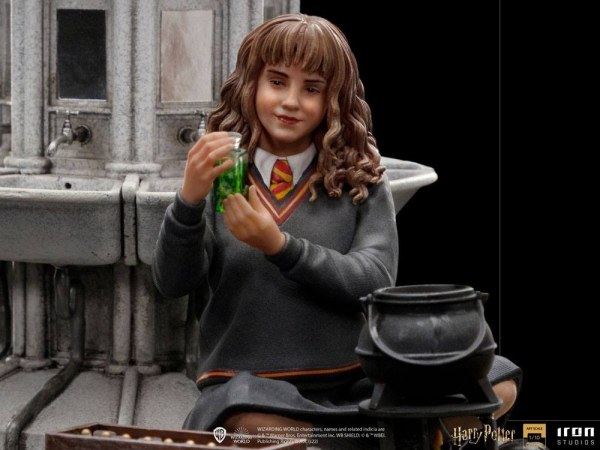 Hermione Granger Polyjuice Art Scale Deluxe - Harry Potter