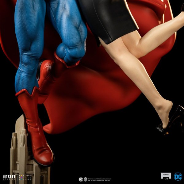Diorama Superman & Lois - DC Comics