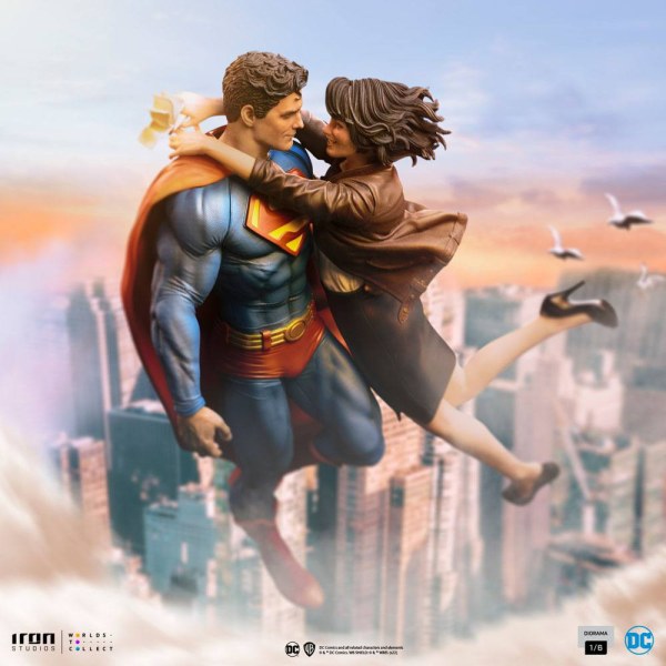 Diorama Superman & Lois - DC Comics