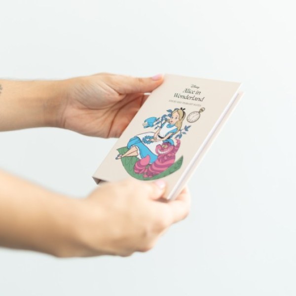 KLEBENOTIZIERTES NOTIZBUCH - DISNEY ALICE IM WUNDERLAND