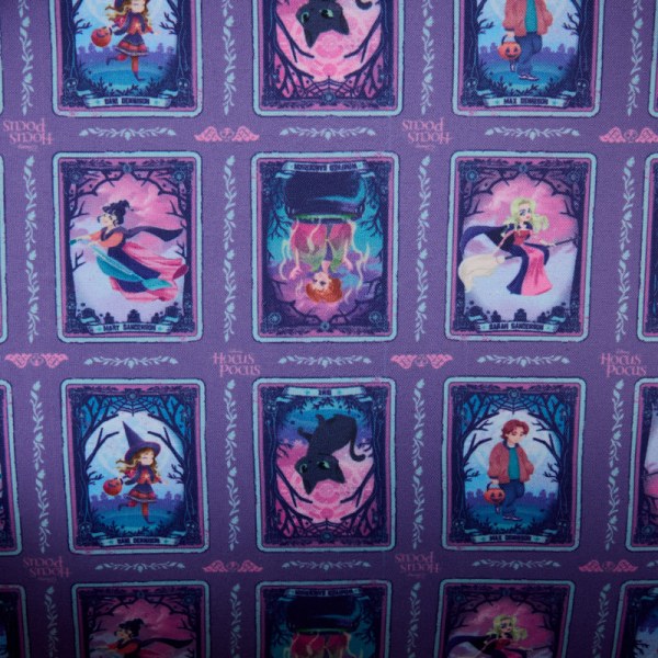 Schillernde Umhängetasche mit Tarotkarte „Hocus Pocus“ – DISNEY LOUNGEFLY