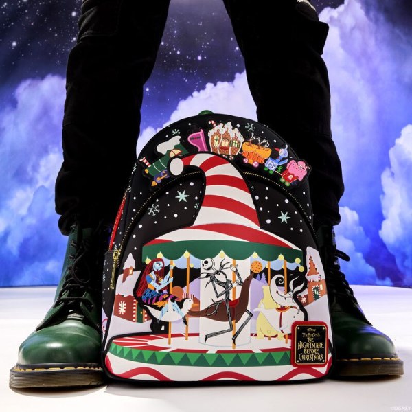 Mini-Rucksack „Candy Cane Carousel Glow“ – DISNEY LOUNGEFLY Der Nightmare Before Christmas