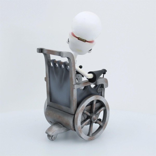 Dr. Finkelstein Figur Der Nightmare Before Christmas - DISNEY SHOWCASE