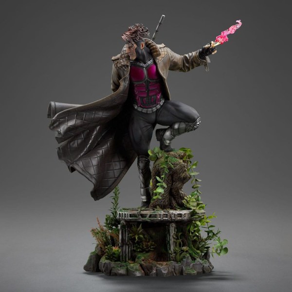 Marvel Statuette Legacy Replica 1/4 Gambit 71 cm