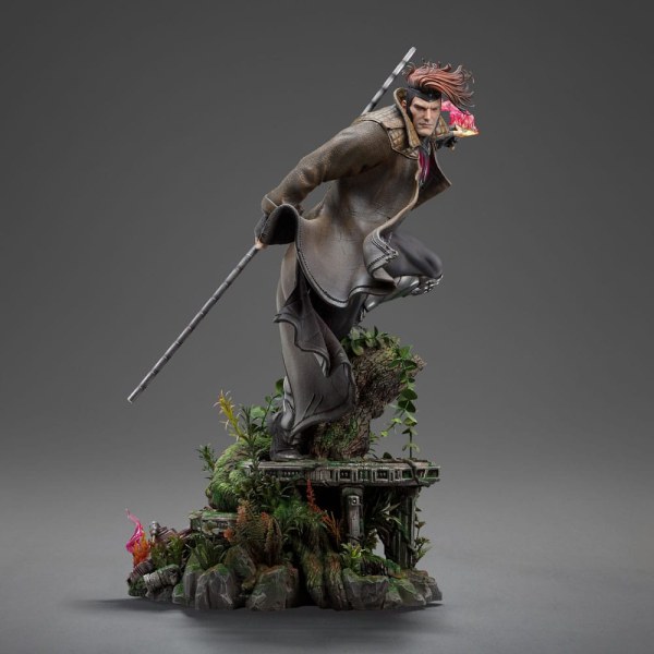Marvel Statuette Legacy Replica 1/4 Gambit 71 cm