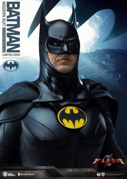Batman-Statuette Master Craft Batman Modern Suit 42 cm