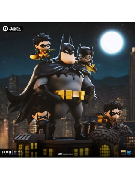 Batman-Figur Animierte Symbole PVC Batman-Familie 18 cm