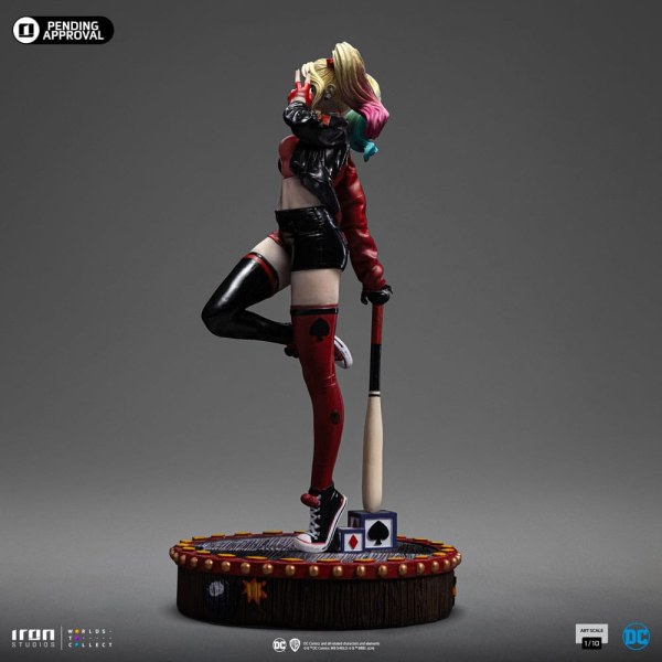 DC Comics -Statue 1/10 Art Scale Harley Quinn (Gotham City Sirens) 22 cm