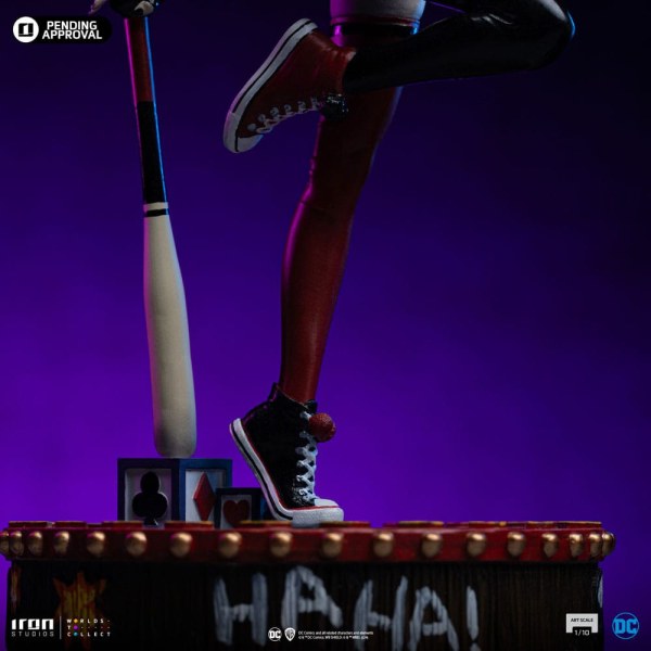 DC Comics -Statue 1/10 Art Scale Harley Quinn (Gotham City Sirens) 22 cm