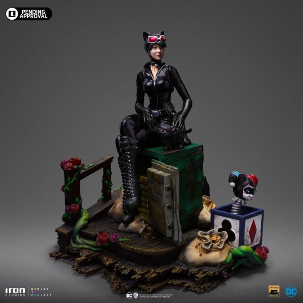 DC Comics -Statue 1/10 Art Scale Deluxe Catwoman (Gotham City Sirens) 21 cm