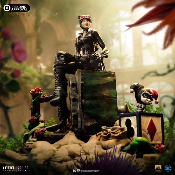 DC Comics -Statue 1/10 Art Scale Deluxe Catwoman (Gotham City Sirens) 21 cm