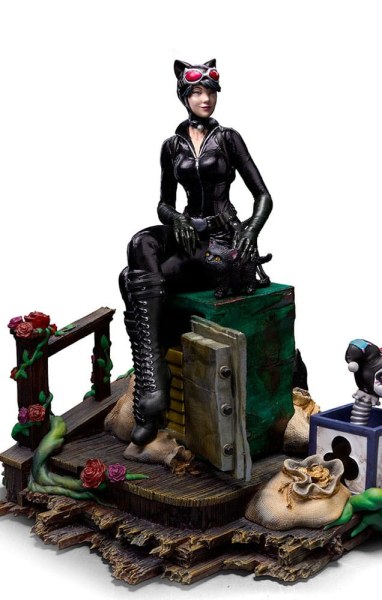 DC Comics -Statue 1/10 Art Scale Deluxe Catwoman (Gotham City Sirens) 21 cm
