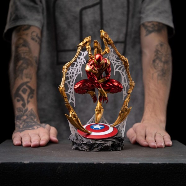 Marvel Statuette Art Scale Deluxe 1/10 Spider-Man Iron Armor Comics (CCXP Exclusive 2024) 24 cm
