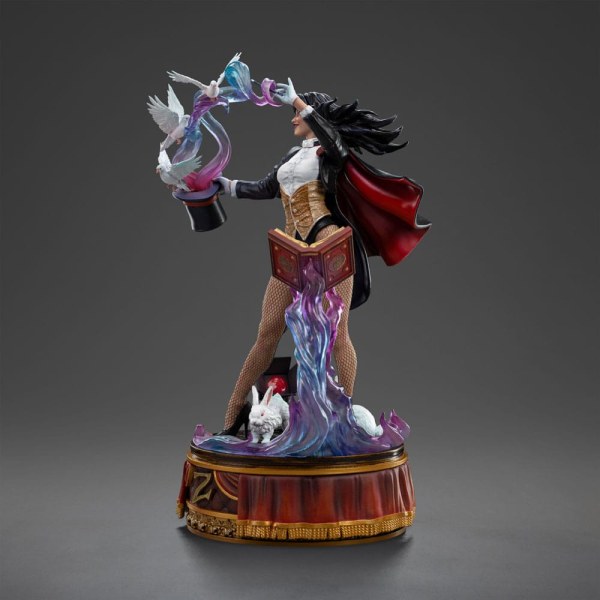 DC Comics Statue 1/10 Art Scale Zatanna 27 cm