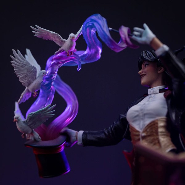 DC Comics Statue 1/10 Art Scale Zatanna 27 cm