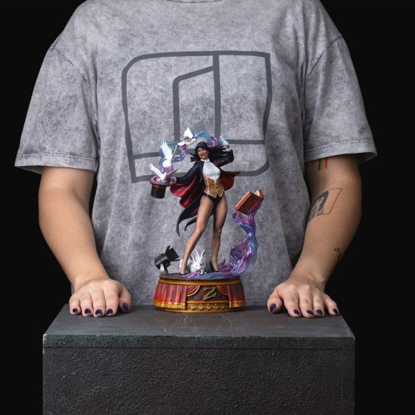 DC Comics Statue 1/10 Art Scale Zatanna 27 cm