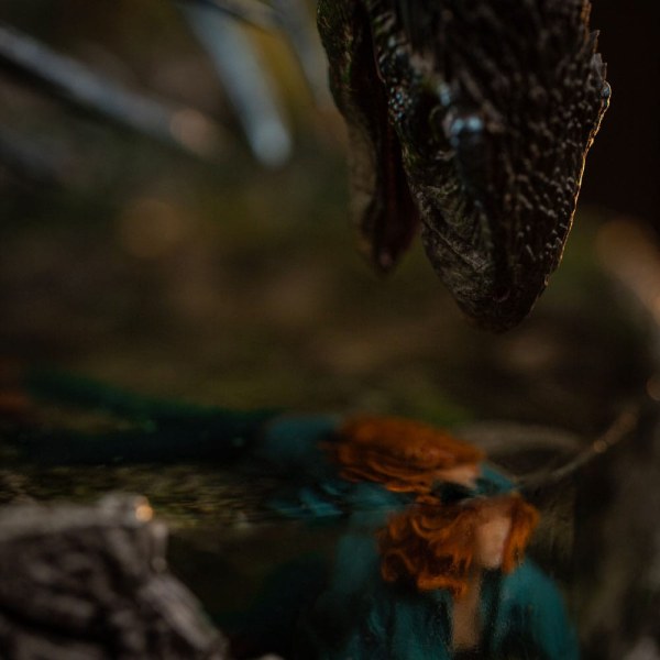Jurassic World: Dominion-Statuette 1/20 Demi Art Scale Therizinosaurus 29 cm