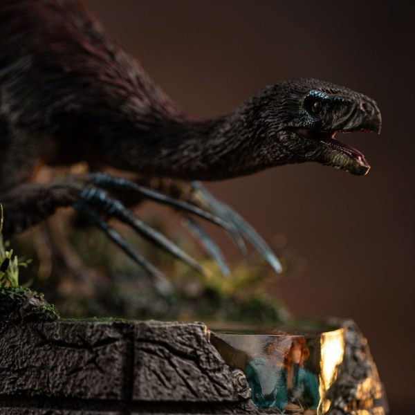 Jurassic World: Dominion-Statuette 1/20 Demi Art Scale Therizinosaurus 29 cm
