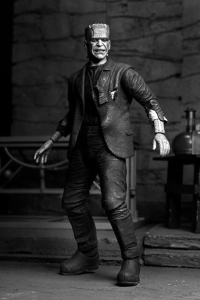 Universal Monsters Figur Ultimate Frankensteins Monster (Braut von Frankenstein) (Schwarzweiß) 18 cm