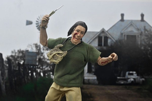 The Texas Chainsaw Massacre Bekleideter Anhalter 50. Jubiläum 20 cm Figur