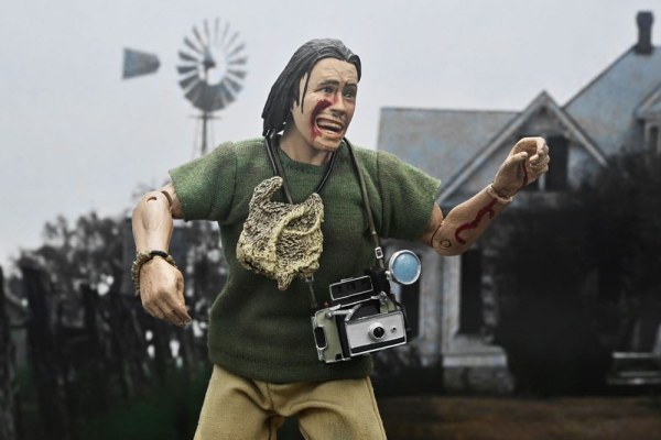The Texas Chainsaw Massacre Bekleideter Anhalter 50. Jubiläum 20 cm Figur