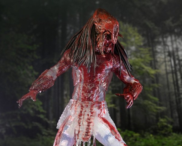 Prey Ultimate Feral Bear Blood Predator Figur 18 cm