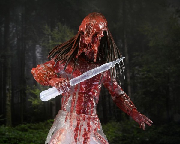 Prey Ultimate Feral Bear Blood Predator Figur 18 cm