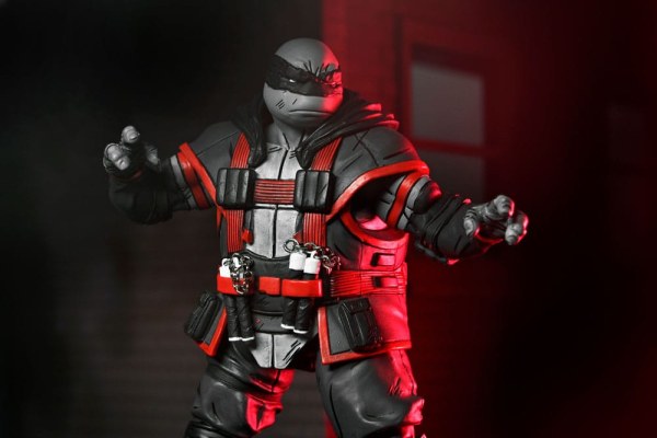 Ninja Turtles (Der letzte Ronin, Die verlorenen Jahre) Michelangelo Nightwatcher Figur 18 cm