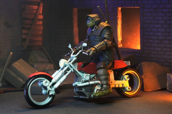 Ninja Turtles (The Last Ronin The Lost Years) Figur Casey Marie mit Last Ronin Motorrad 18 cm