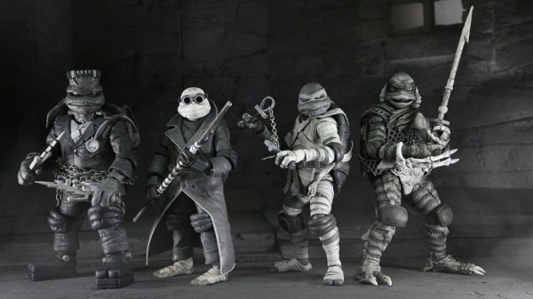 Universal Monsters x Teenage Mutant Ninja Turtles Pack 4 Turtles Schwarz-Weiß-Figuren 18 cm