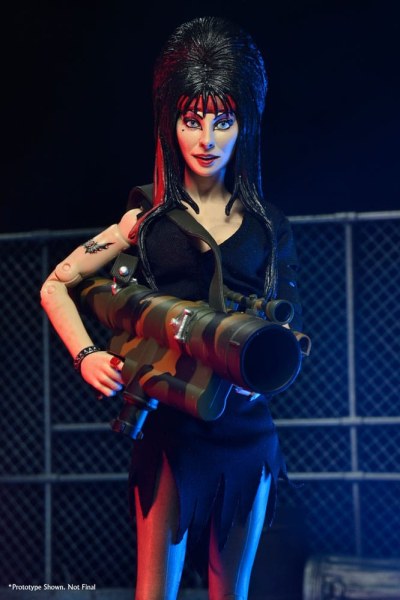 Elvira, Herrin des dunkel bekleideten Kommandos Elvira 20 cm Figur