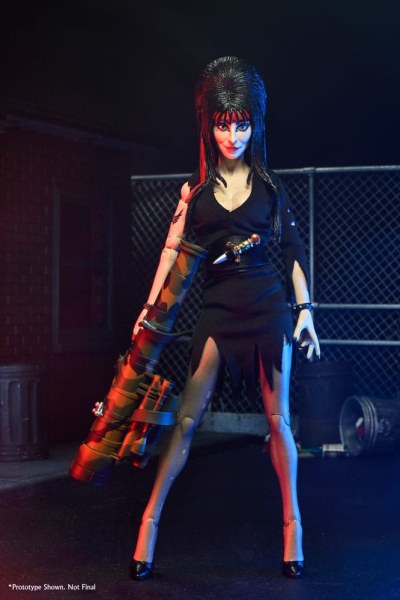 Elvira, Herrin des dunkel bekleideten Kommandos Elvira 20 cm Figur