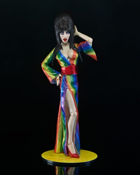 Elvira, Herrin der Dunkelheit Figur bekleidet über dem Regenbogen Elvira 20 cm