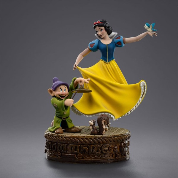 Schneewittchen und die sieben Zwerge Statuette 1/10 Art Scale Schneewittchen und Doofy 21 cm