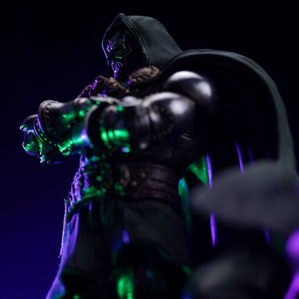 Der Infinity Gauntlet Marvel Legends Diorama Statuette 1/10 Art Scale Infinity Doctor Doom 30 cm