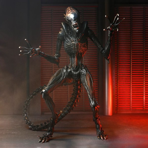 ALIEN: ROMULUS – 18 CM ACTIONFIGUR – ULTIMATE SCORCHED XENOMORPH