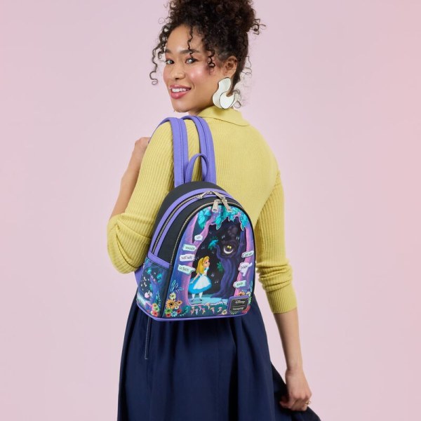 ALICE IM WUNDERLAND LENTIKULÄR MINI-RUCKSACK - DISNEY LOUNGEFLY