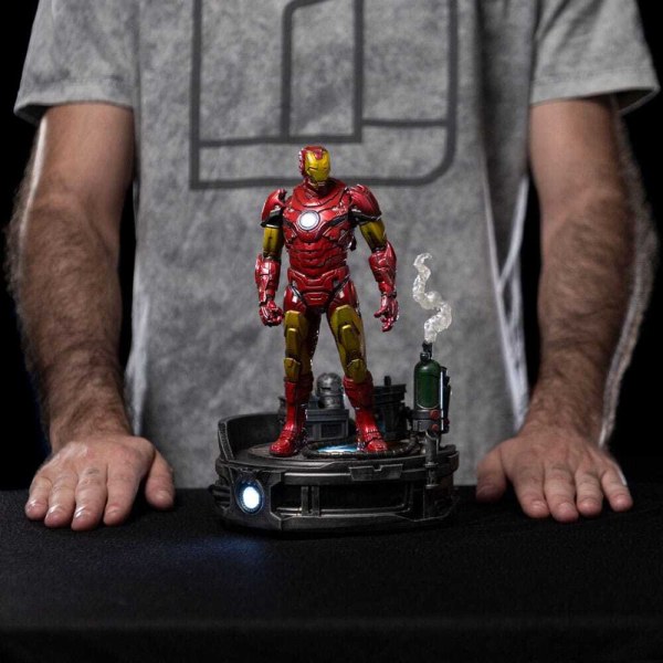 Marvel -Statuette 1/10 Art Scale Deluxe Iron Man Unleashed 23 cm - Beschädigte Verpackung