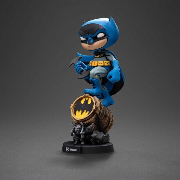 Batman-Figur Mini Co. PVC Batman auf Bat-Signal (Blaue Variante) 15 cm