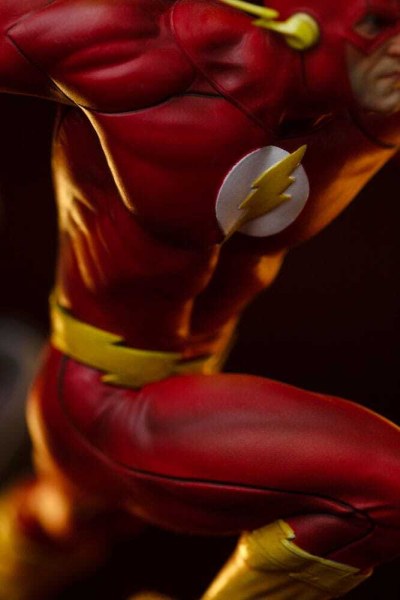 DC Comics Statuette 1/10 Art Scale Flash 25 cm