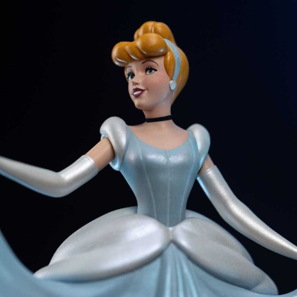 Disney Classics Statuette 1/10 Art Scale Aschenputtel 25 cm